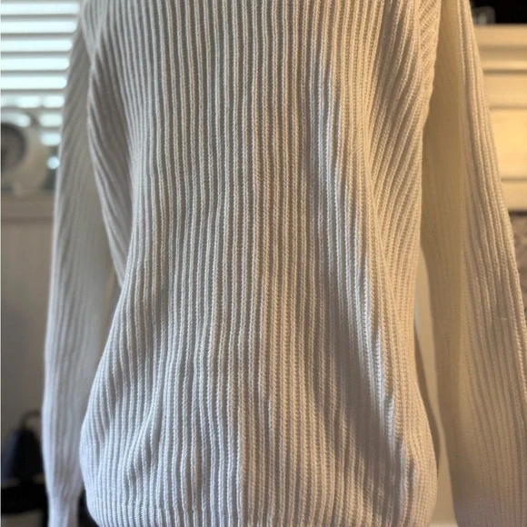 Tommy Hilfiger White Crew Neck Cable Knit Sweater - Picture 12 of 13